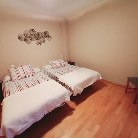 Apartamento Centrico Para 3 Con Wifi Y Garaje Tudela de Duero ภายนอก รูปภาพ