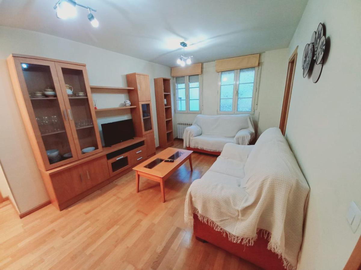 Apartamento Centrico Para 3 Con Wifi Y Garaje Tudela de Duero ภายนอก รูปภาพ